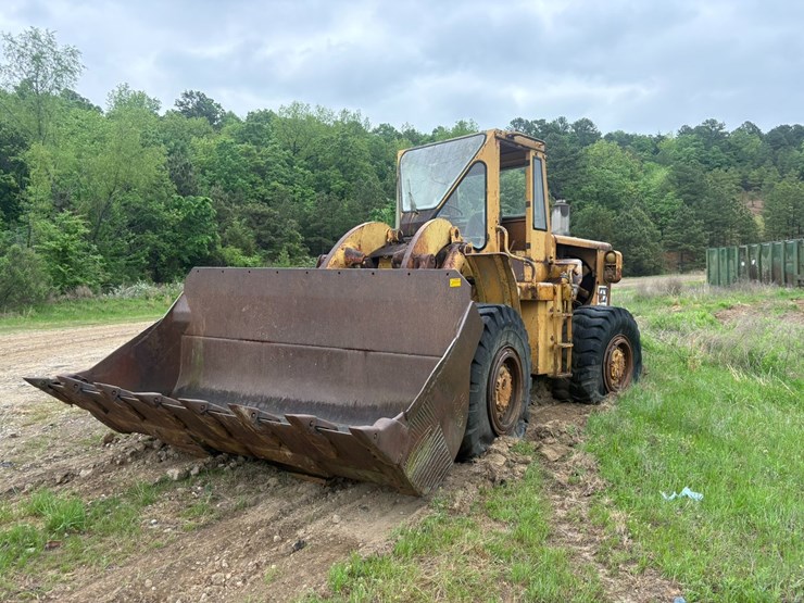 caterpillar-966c-image-1