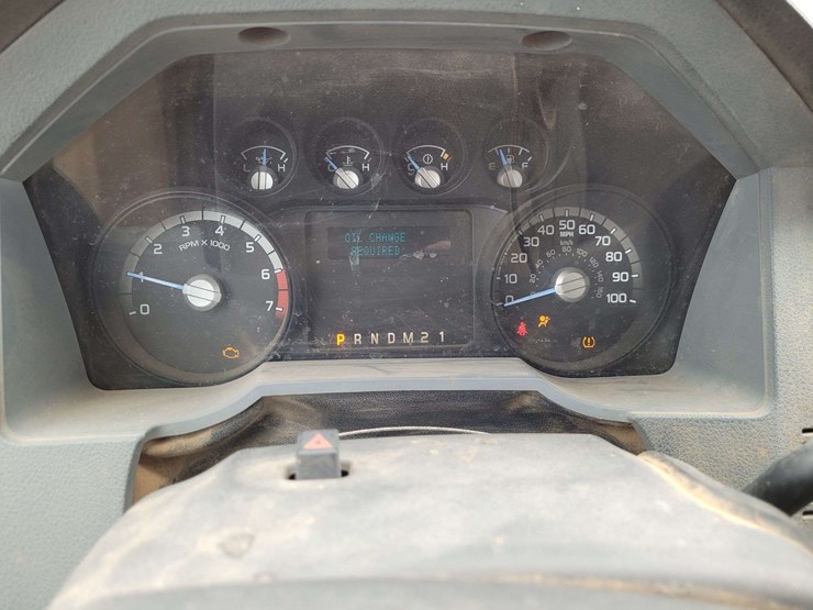 2011-ford-f350-image-23