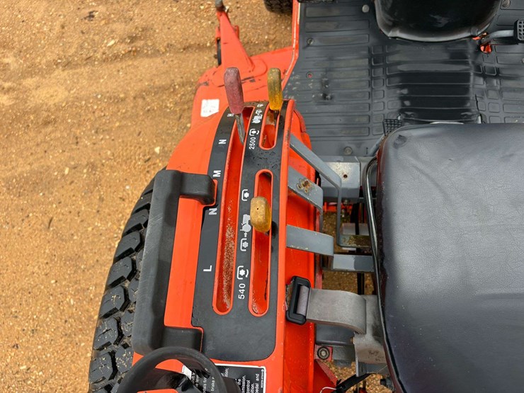kubota-b7800-image-17