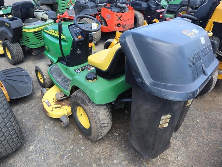 john-deere-lt166-image-6