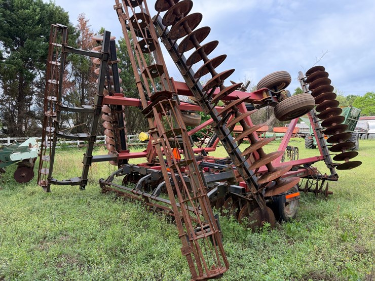 case-ih-340-image-6