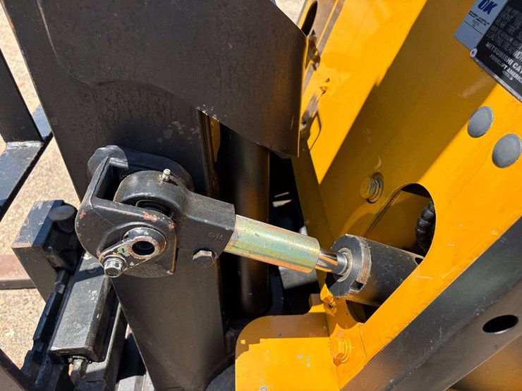 caterpillar-gc15k-image-18