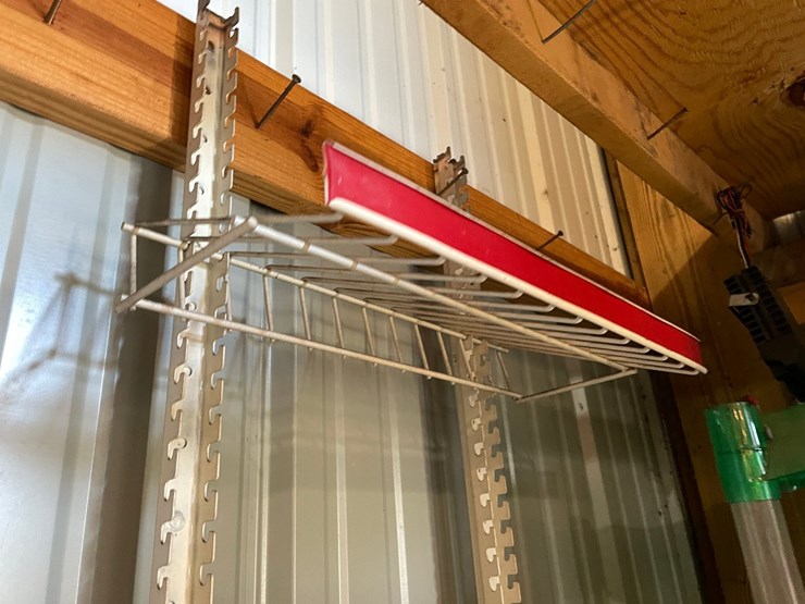 #1861-•-metal-hanging-wire-shelving-rack-and-snapple-rack-image-3