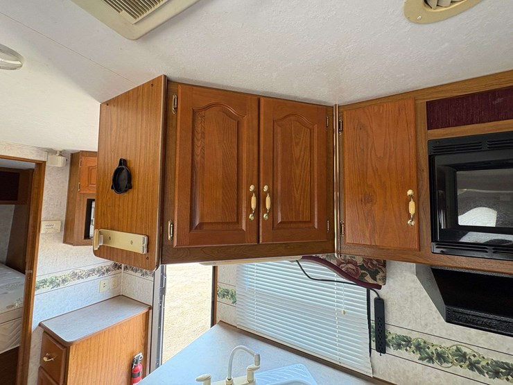 2004-citation-s27j-bumper-pull-travel-trailer-image-29