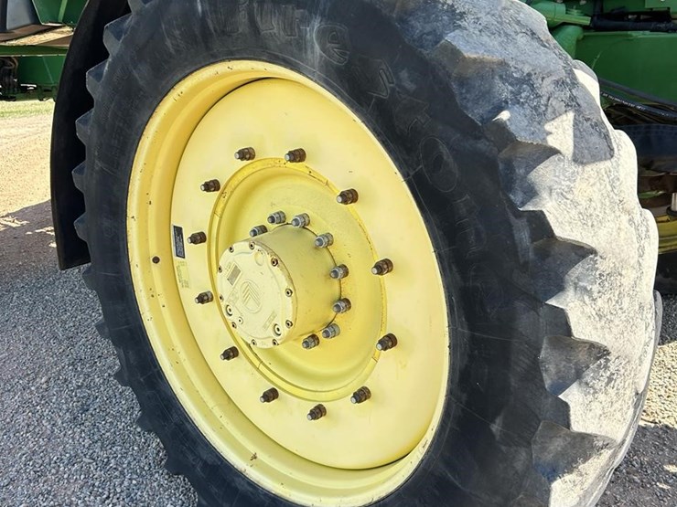 2012-john-deere-4940-image-25
