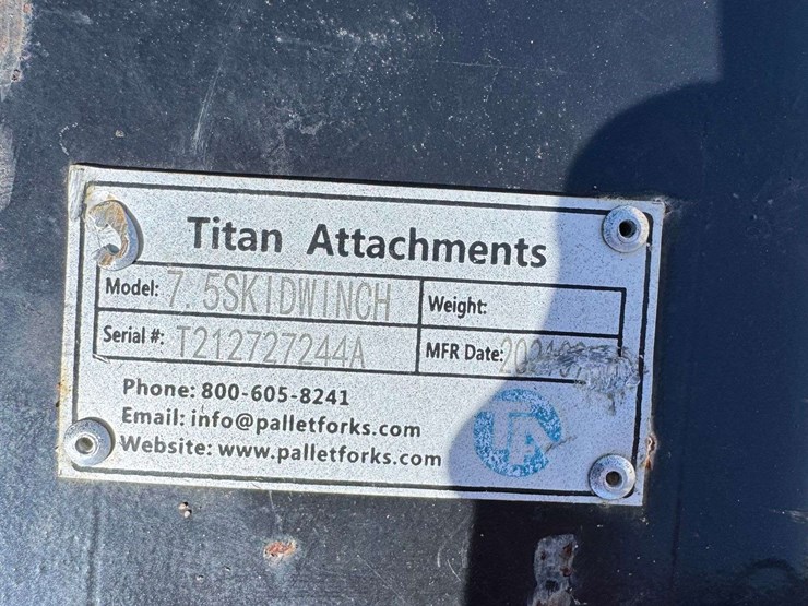 titan-15k-lb.-skid-steer-recovery-winch-image-4
