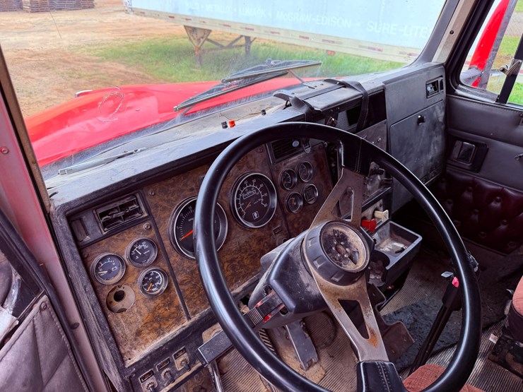 1998-kenworth-t600-image-10