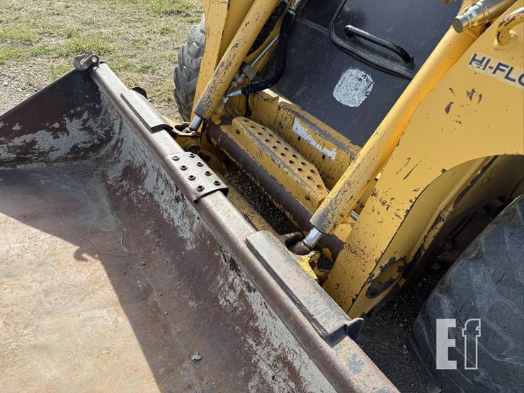 deere-250-image-14