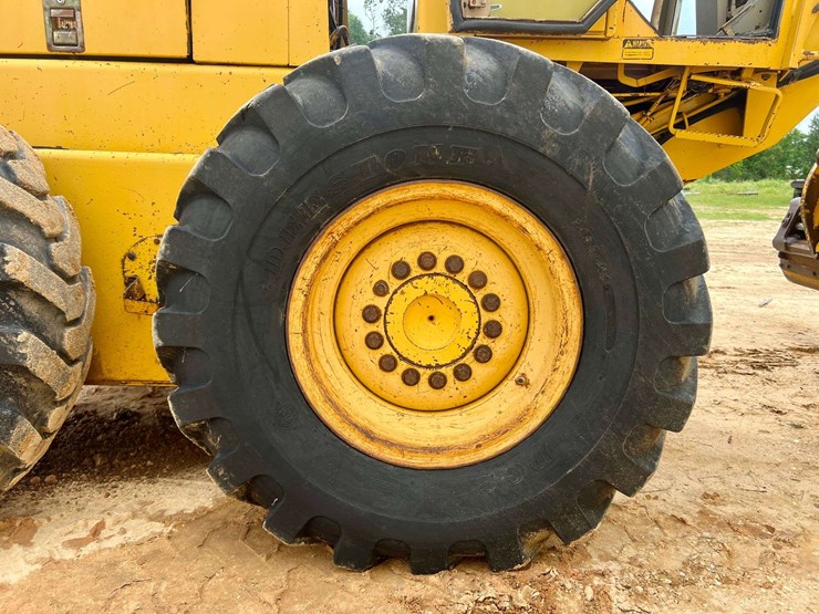 deere-670b-image-41