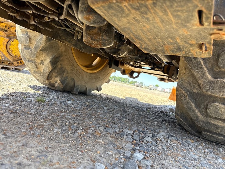 john-deere-110-image-22