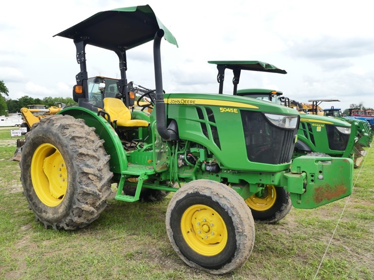 john-deere-5045e-image-2