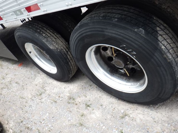 2019-utility-3000r-image-14