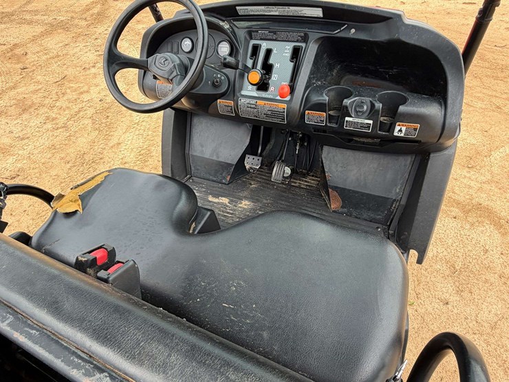 2022-kubota-rtv520-image-9