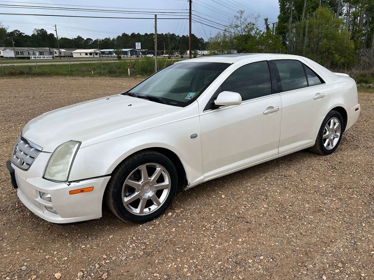 2005-cadillac-sts-4-door-sedan-(225,311-miles)-image-1