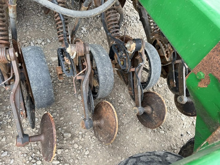 john-deere-1890-image-16