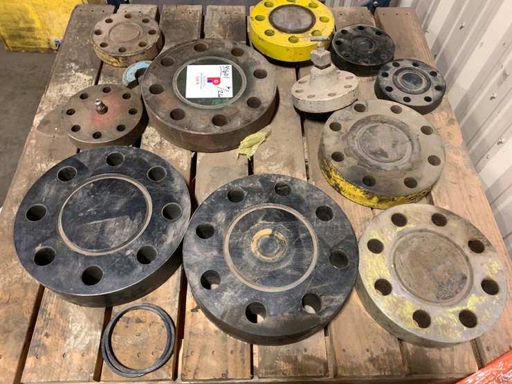 (11)-3”-to-7”-5k-blind-flanges-image-6