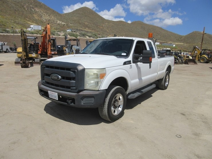 2012-ford-f350-image-1