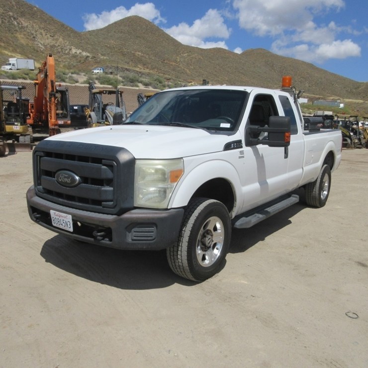 2012 FORD F350