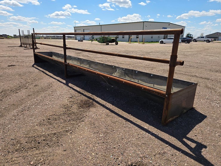 portable-fence-line-feed-bunk-image-3