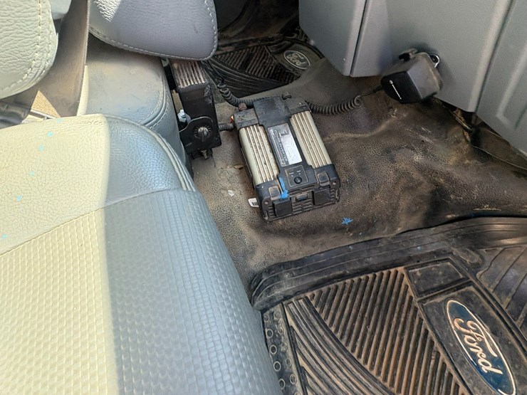 2012-ford-f350-image-59