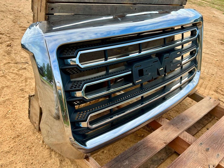 2015-gmc-sierra-2500-image-3