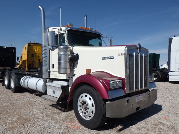 2006-kenworth-w900l-image-5