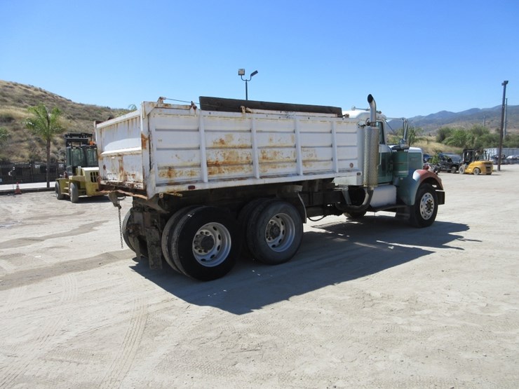1981-kenworth-w900-image-3