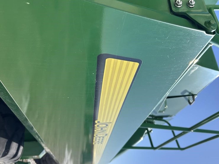 2016-john-deere-l340-image-76
