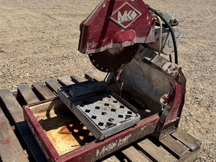mk-diamond-14"-tile/brick-saw-model-2002-image-1