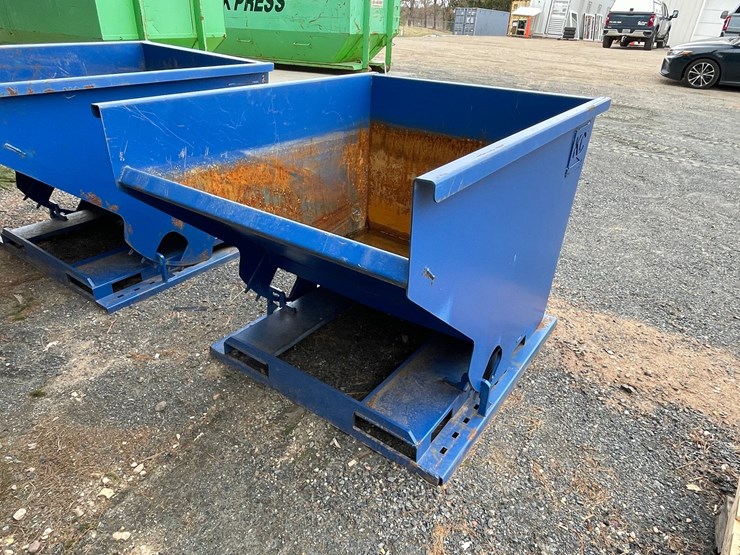 #3282-•-kc-dumpster-image-1