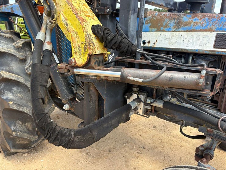 new-holland-7740-image-30