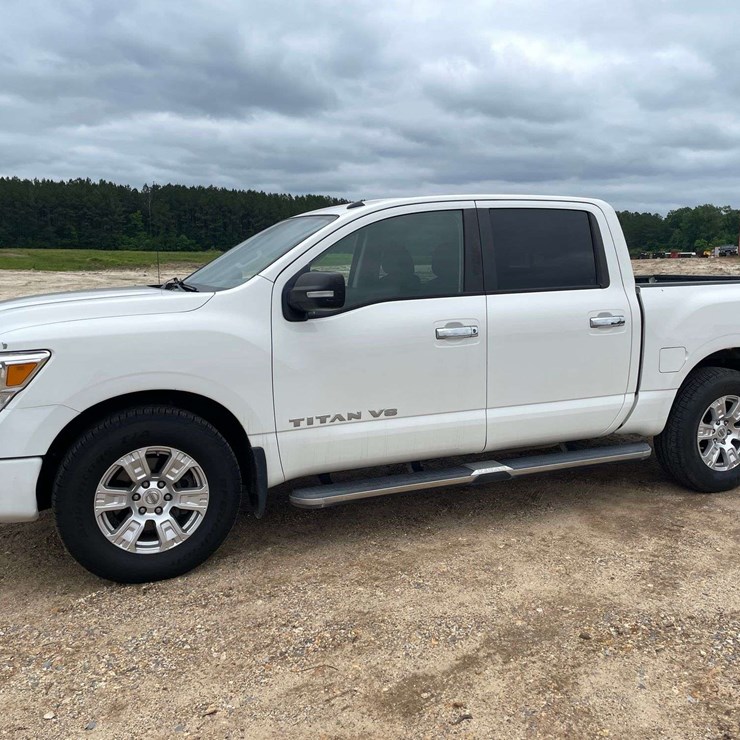 2019 NISSAN TITAN