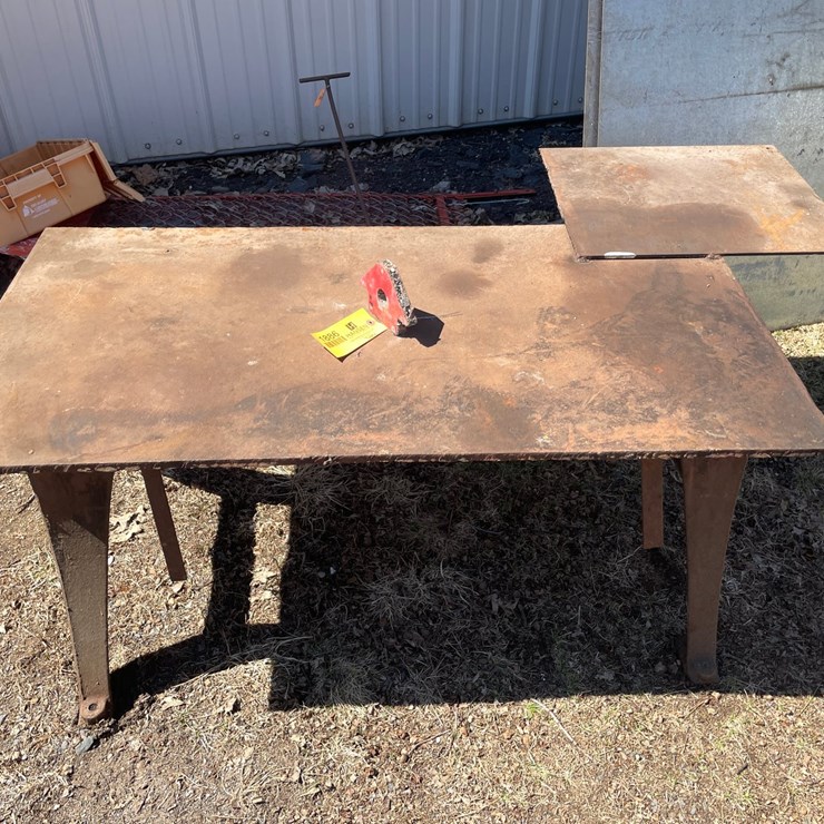 #1886 • Steel Welding Table with Add-On