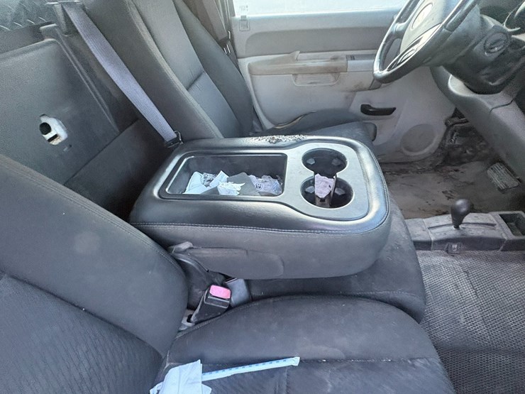 #23969-•-2011-chevrolet-silverado-4x4-pickup-vin:-1gcnkpea1bz146545-image-23