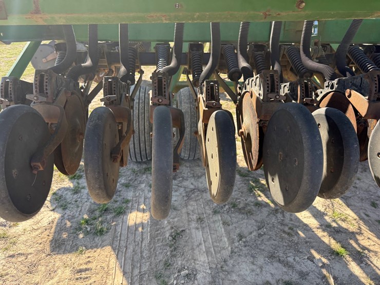 john-deere-455-image-11