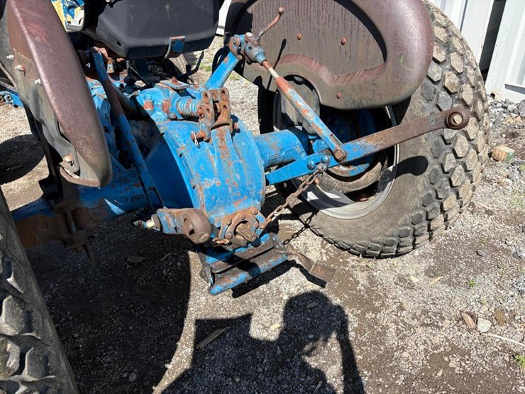 ford-tractor-image-13