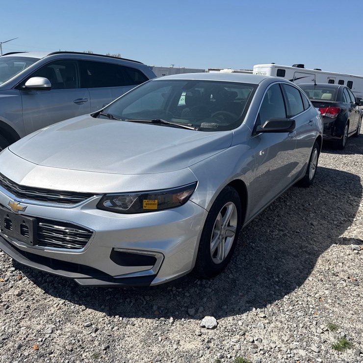 #41116 • 2018 Chevrolet Malibu Sedan 1G1ZB5ST1JF293274 INV# 41116