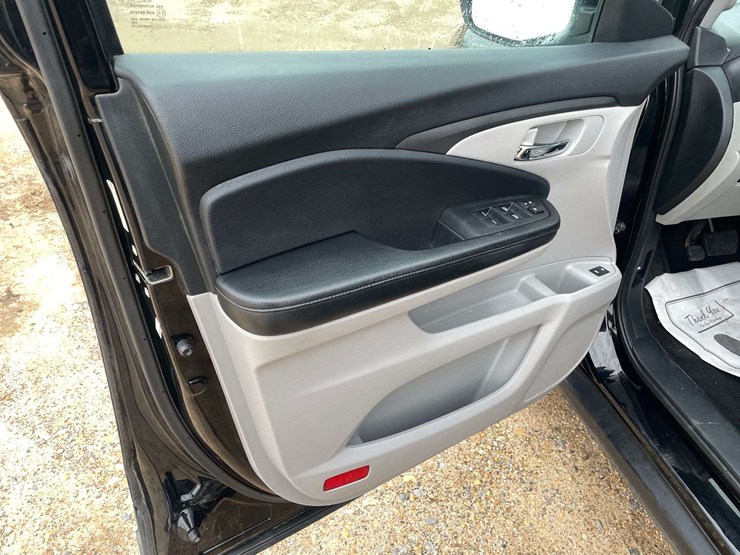 2016-honda-pilot-image-9