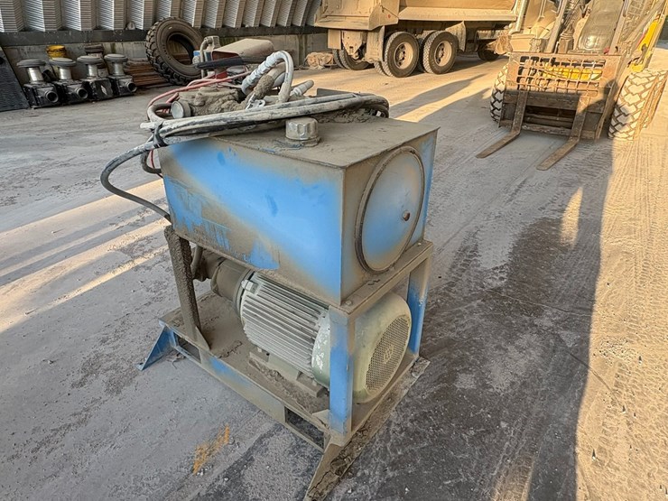 #23975-•-2012-iron-horse-30hp-hydraulic-pump-image-5