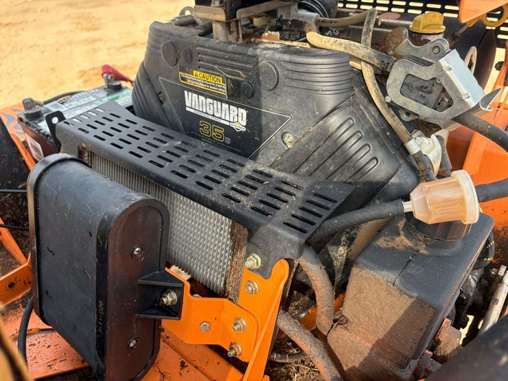 scag-"turf-tiger-2"-72"-zero-turn-lawn-mower-(1,999-hours)-image-18