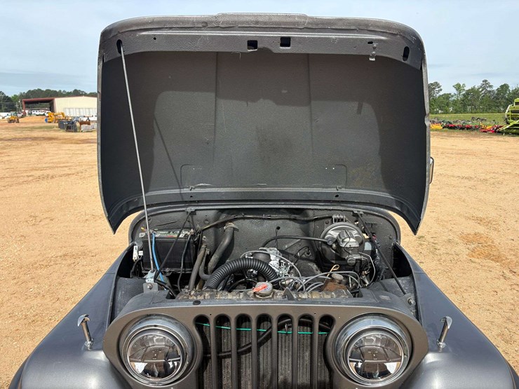 1979-jeep-cj7-2-door-w/-bikini-top-image-36
