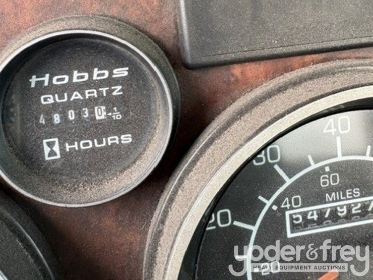 2005-kenworth-t800-image-8
