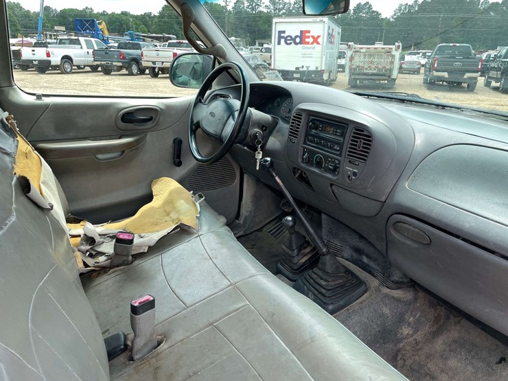 2000-ford-2000-image-16