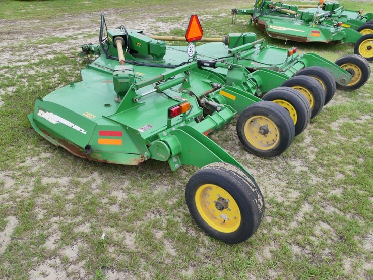 2024-john-deere-fc15r-image-3