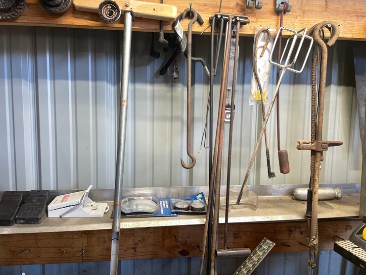 #1872-•-sanding-disks,-wire-brushes,-levels-and-more-image-5