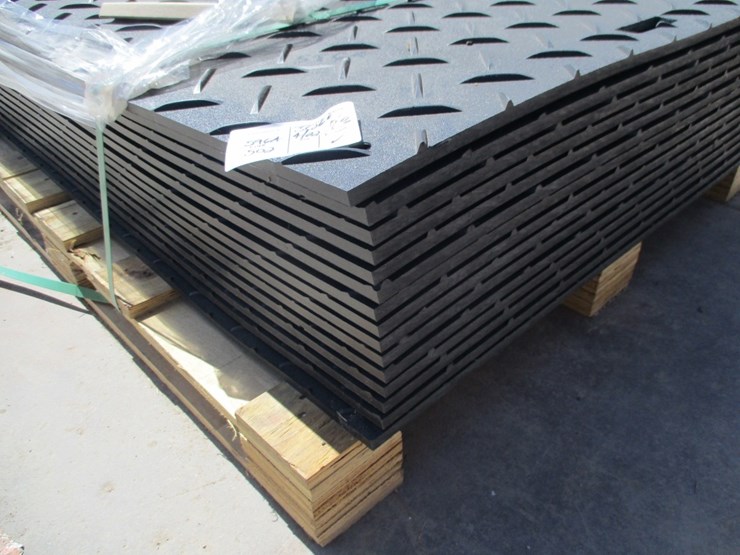 new-unused-42"-x-95"-x-1/2"-hd-rubber-floor-mats,-image-4