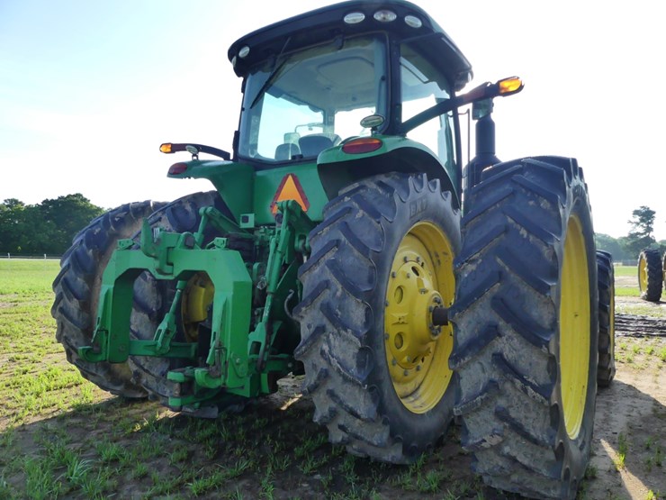 2017-john-deere-8370r-image-3