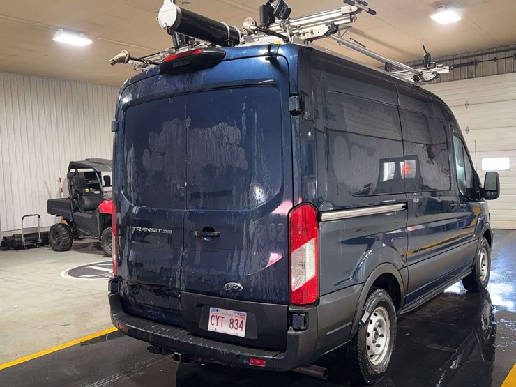 2020-ford-transit-image-5