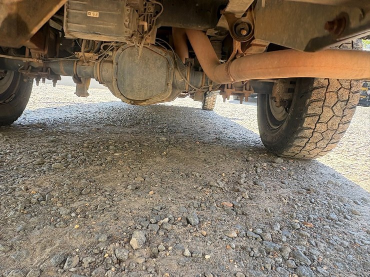 2012-ford-f350-image-12