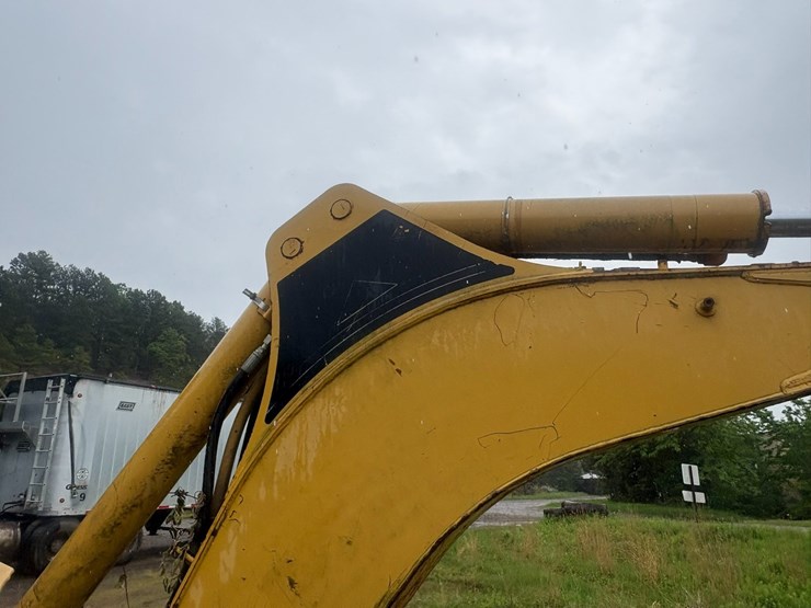 caterpillar-416b-image-34